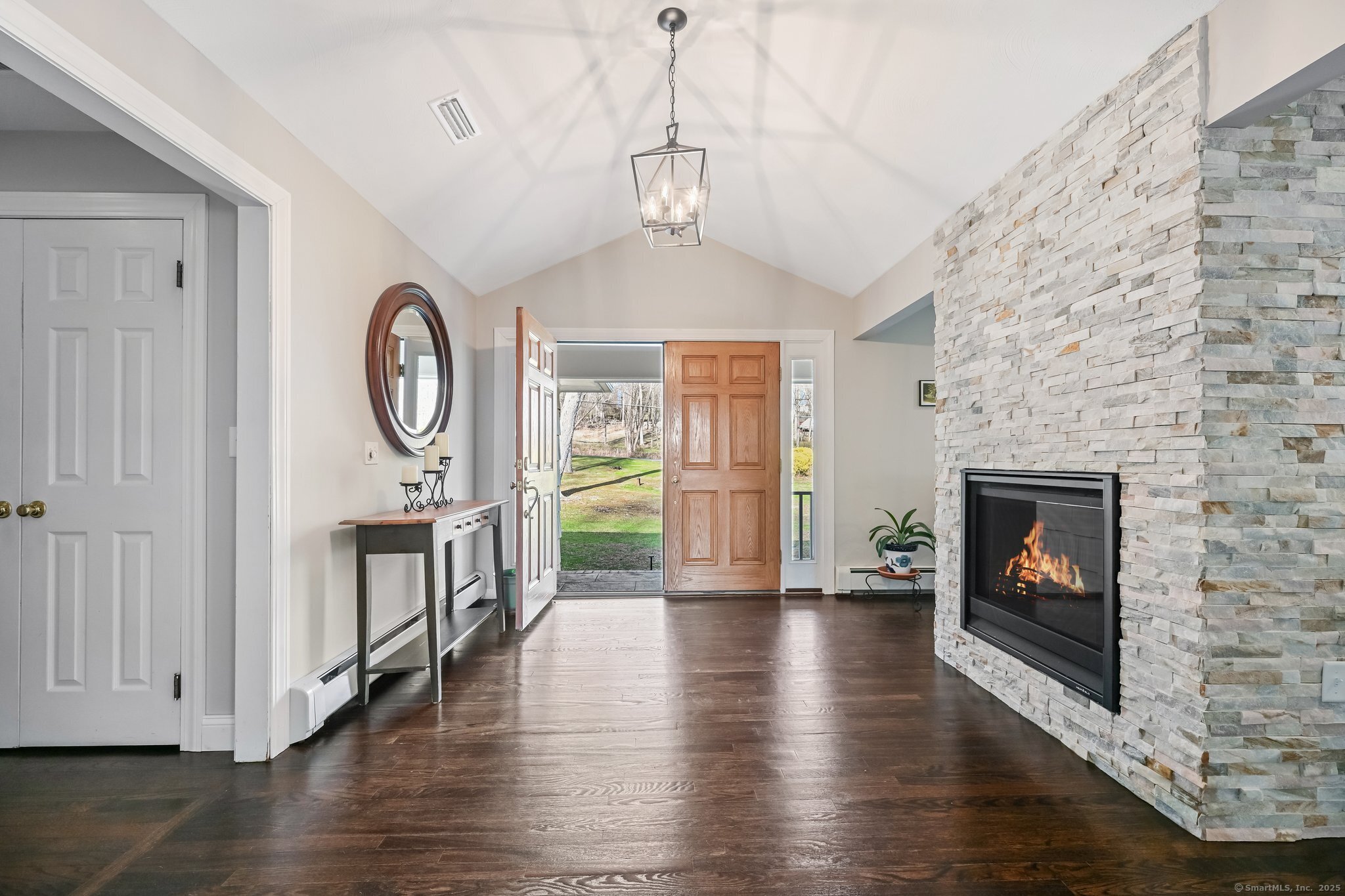 109 Beaver Brook Road, Ridgefield, Connecticut image 3