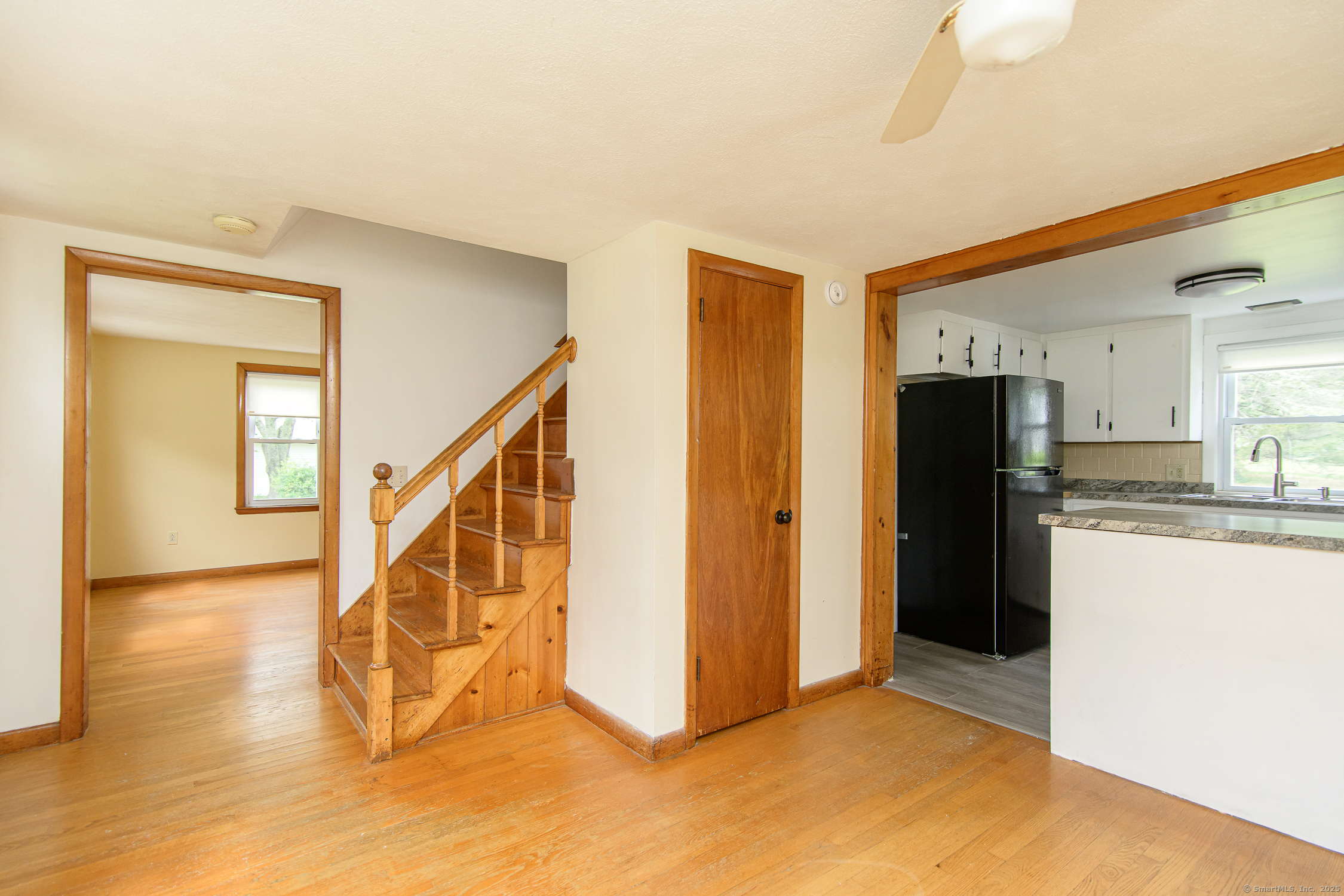 Pomfret, Connecticut 06259, United States, 2 Bedrooms Bedrooms, ,2 BathroomsBathrooms,Residential,Active,192700