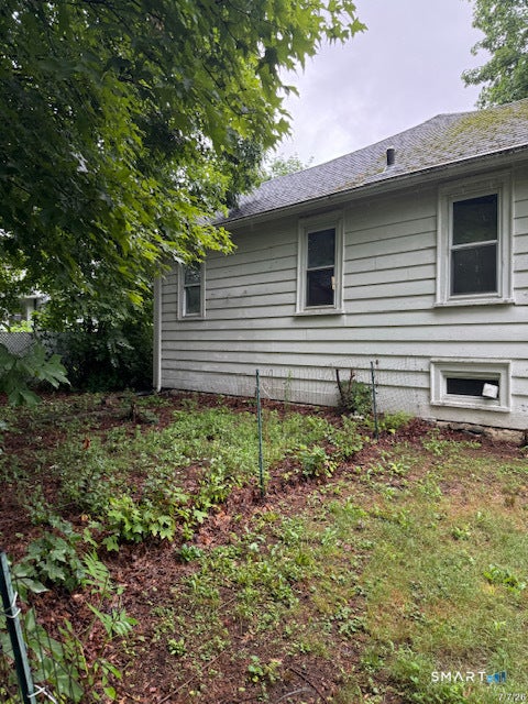 11 Cottage Street