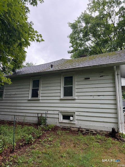 11 Cottage Street