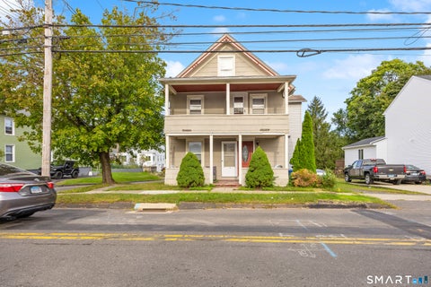 Photo of 198 Washington Street, Wallingford, CT 06492 (MLS # 24210100)