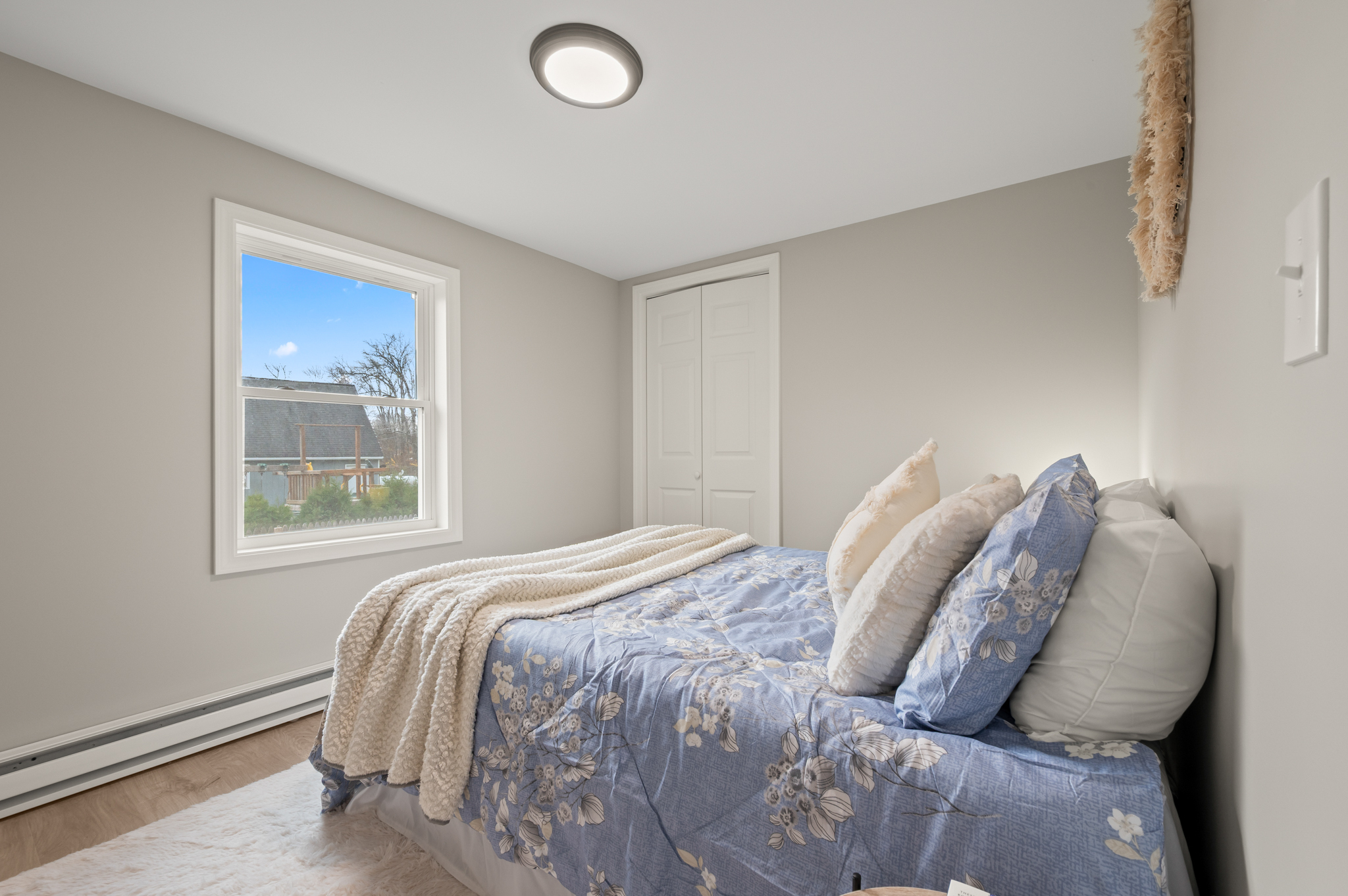 East Hartford, Connecticut 06118, United States, 2 Bedrooms Bedrooms, ,1 BathroomBathrooms,Residential,Active,243540