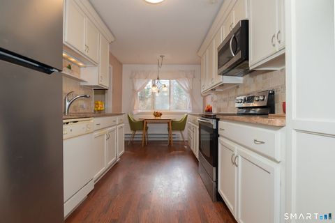 Tiny photo for 261 Heritage Village #E, Southbury, CT 06488 (MLS # 24161308)