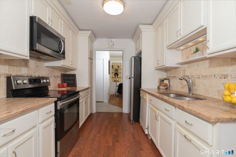 Tiny photo for 261 Heritage Village #E, Southbury, CT 06488 (MLS # 24161308)