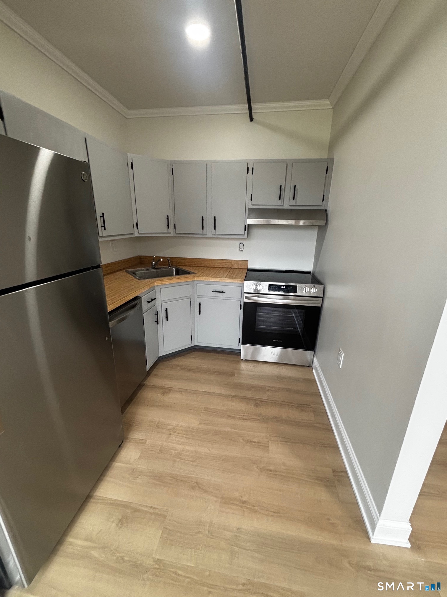 222 Williams Street East 311