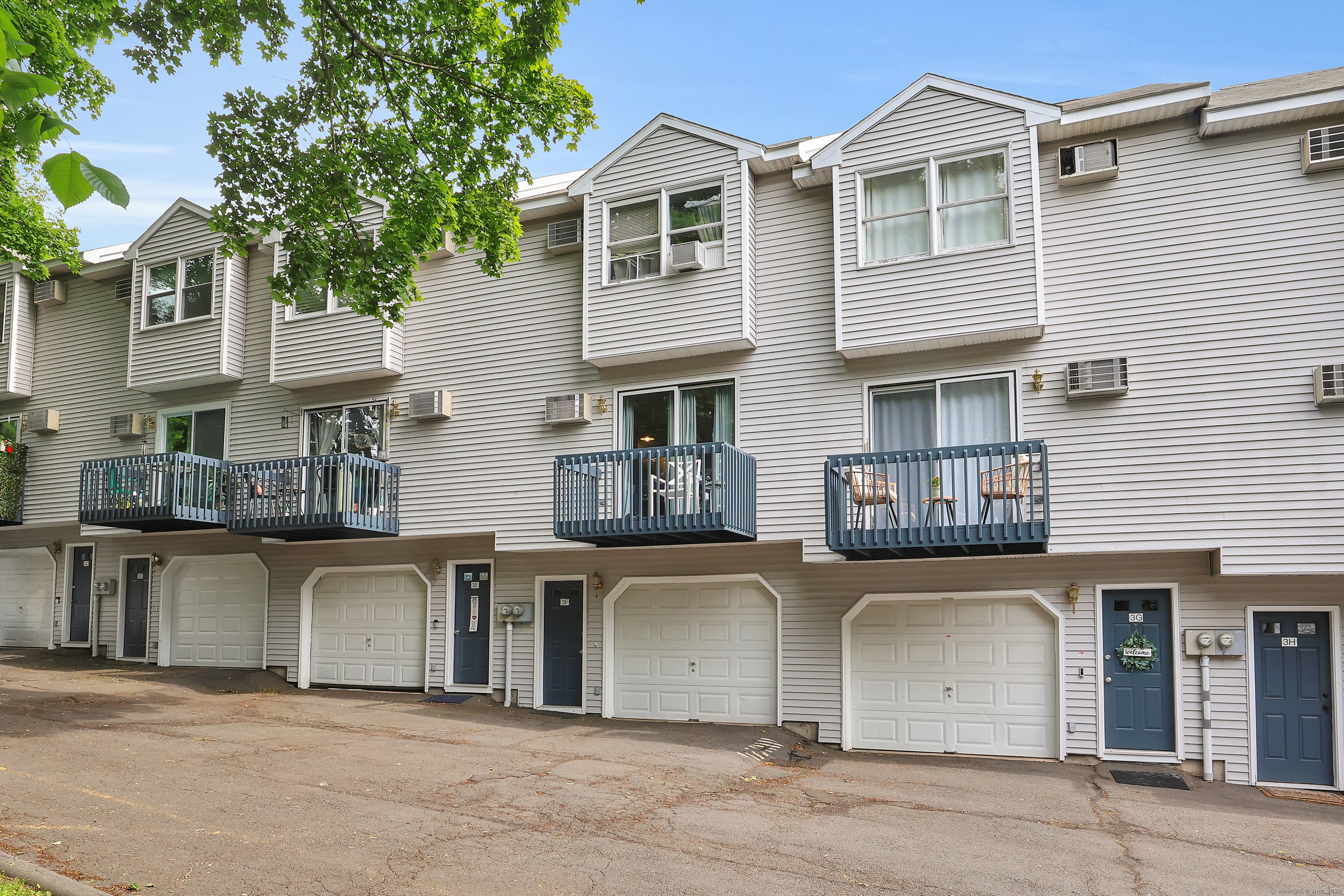 239 Glen Street, New Britain, Connecticut image 21