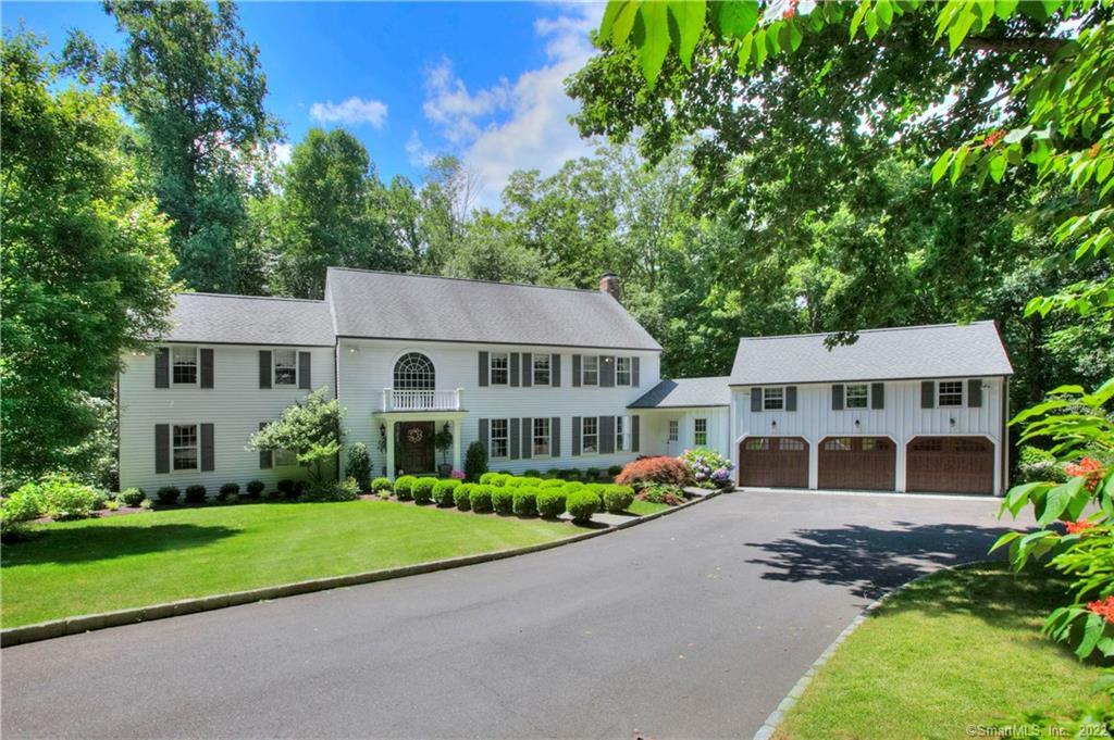Photo 1 of 92 Knollwood Lane, New Canaan, Connecticut, $1,850,000, Web #: 170409850
