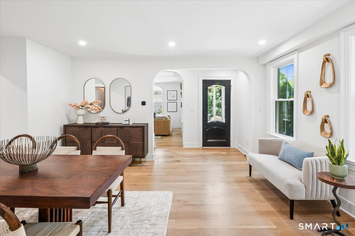 8 Washington Avenue