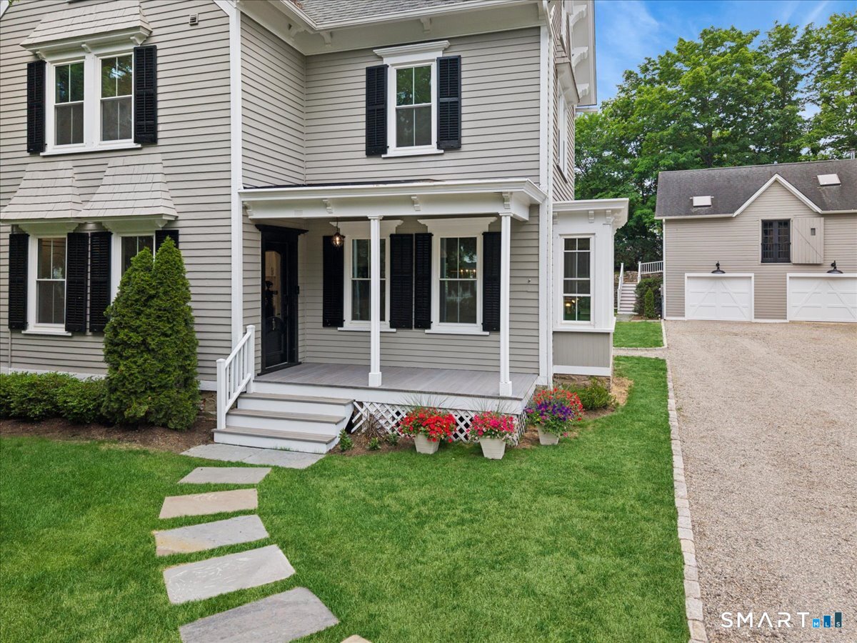 8 Washington Avenue
