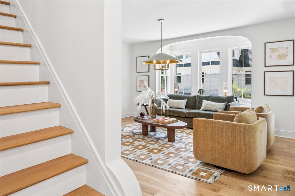 8 Washington Avenue