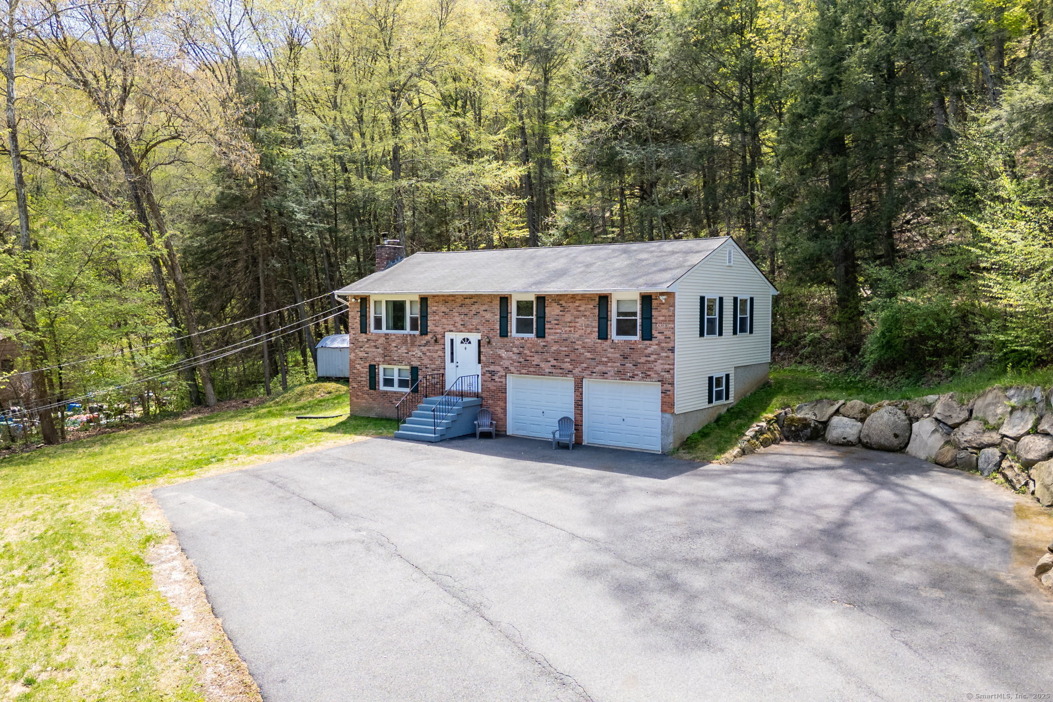 17 Cedar Hill Road, New Milford, Connecticut image 1