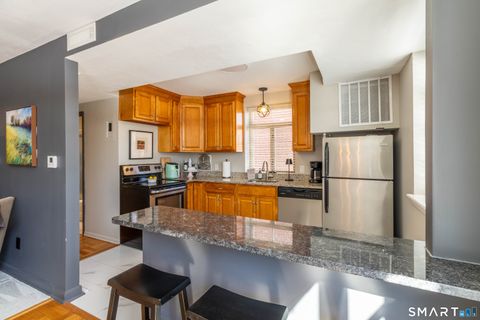 Tiny photo for 30 Outlook Avenue #APT 104, West Hartford, CT 06119 (MLS # 24156276)