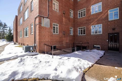 Tiny photo for 30 Outlook Avenue #APT 104, West Hartford, CT 06119 (MLS # 24156276)