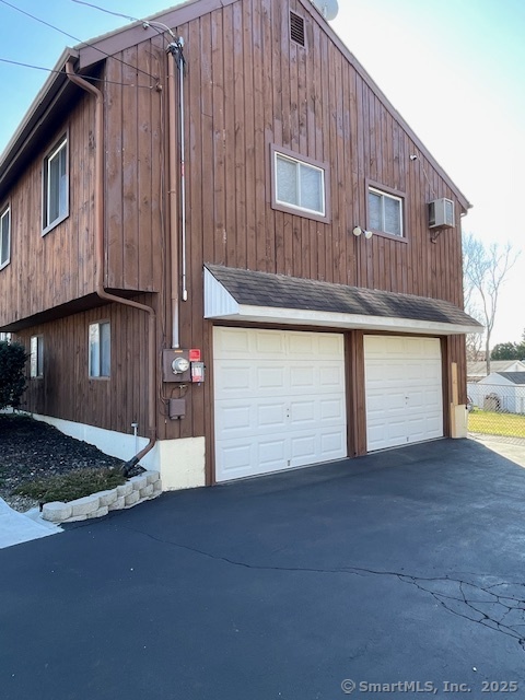 595 Bucks Hill Road, Waterbury, Connecticut image 2