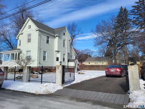 110 Darby Street Bloomfield CT 06002