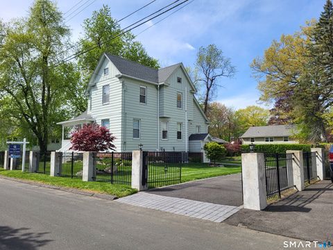 Photo of 110 Darby Street, Bloomfield, CT 06002 (MLS # 24151149)