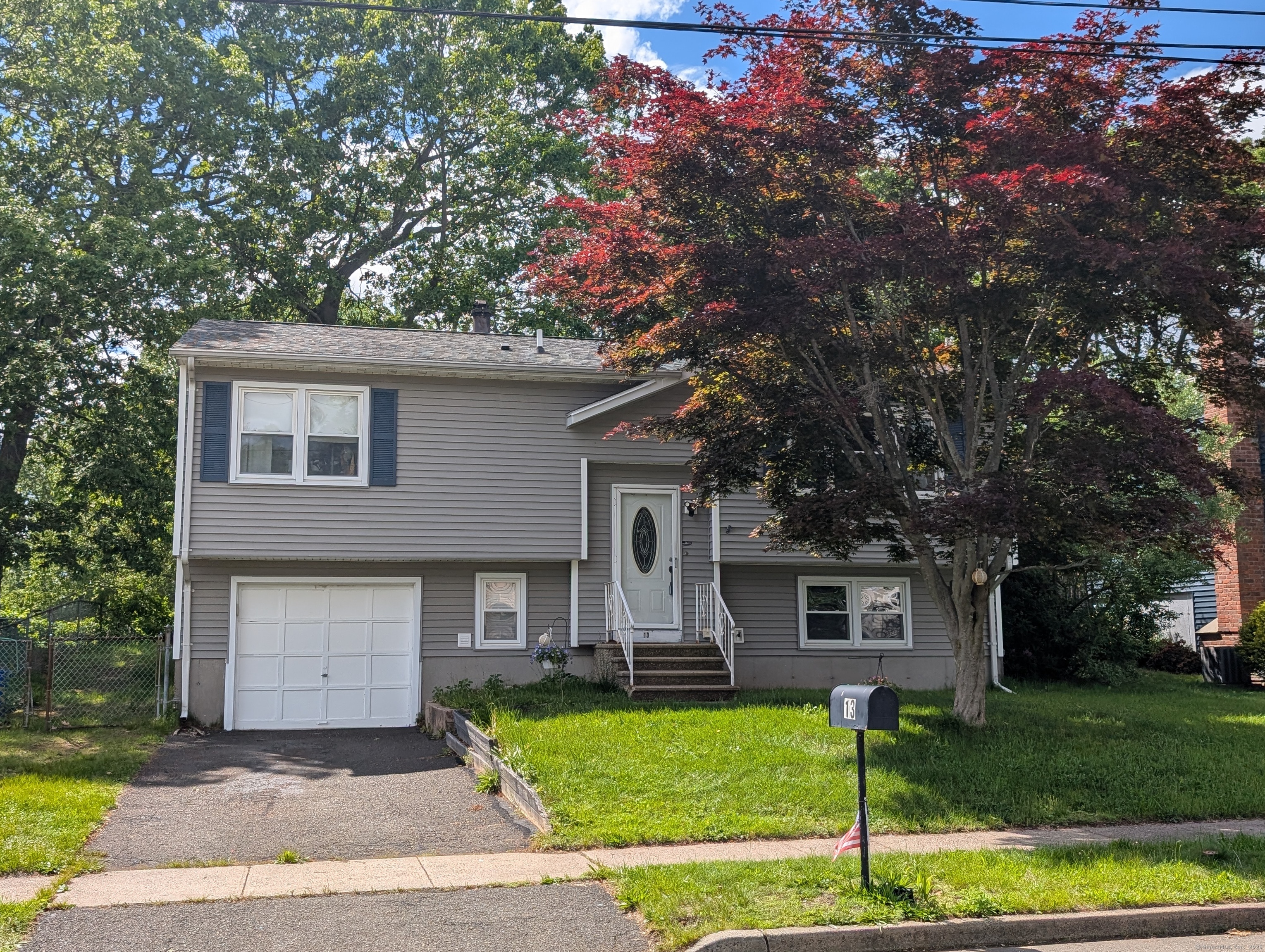 13 Dora Drive