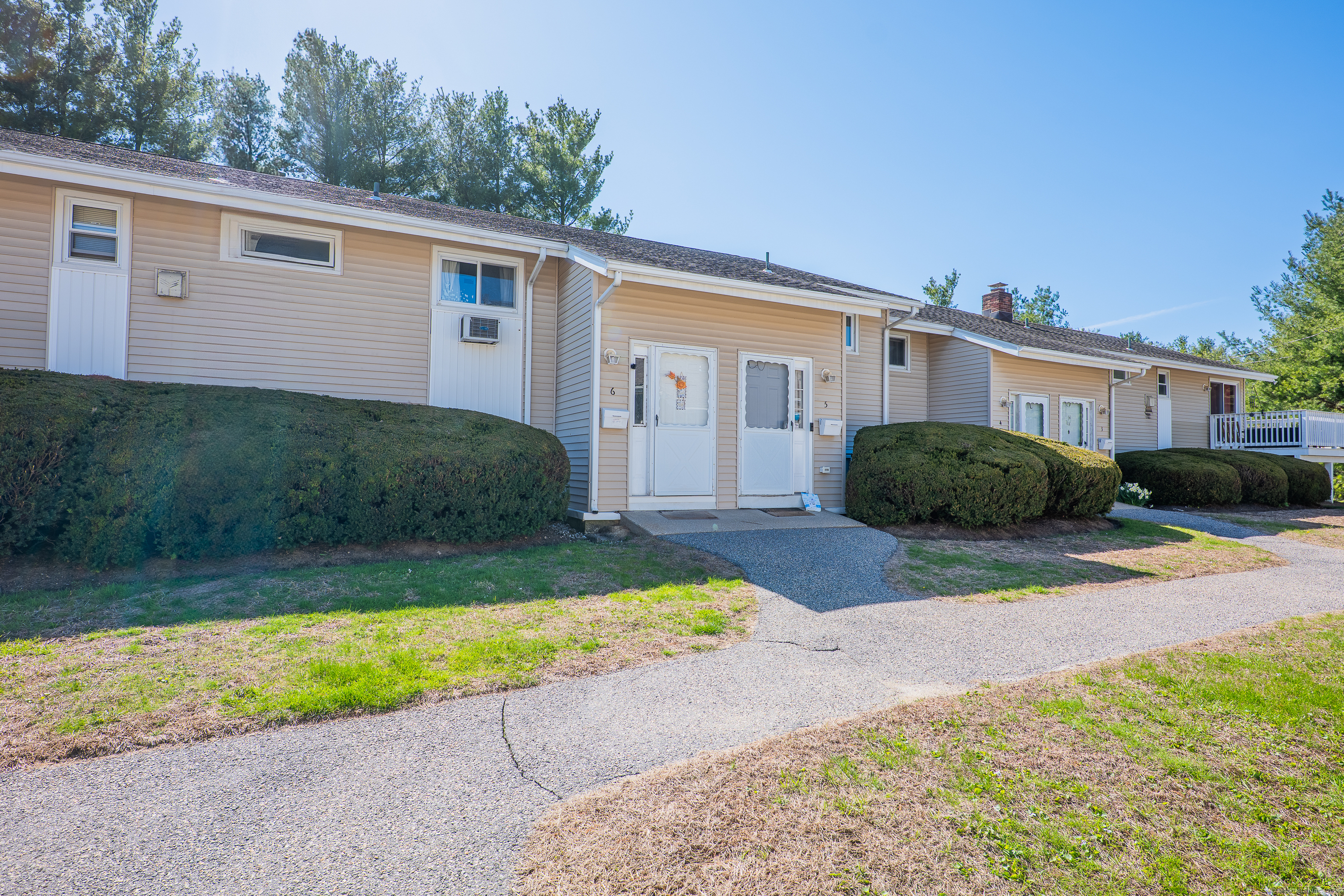 468 Danbury Road #APT 6, New Milford, Connecticut image 2
