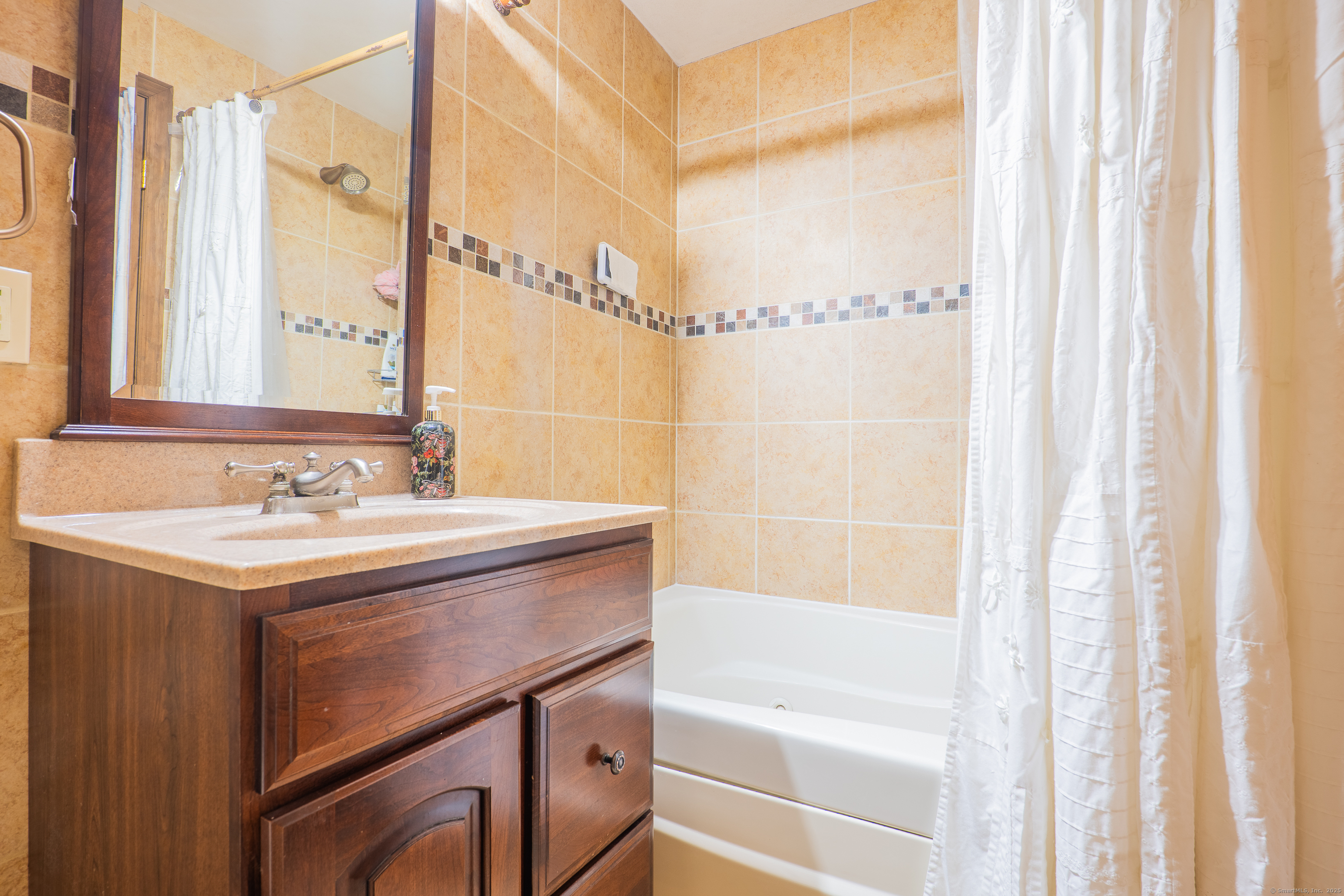 468 Danbury Road #APT 6, New Milford, Connecticut image 18