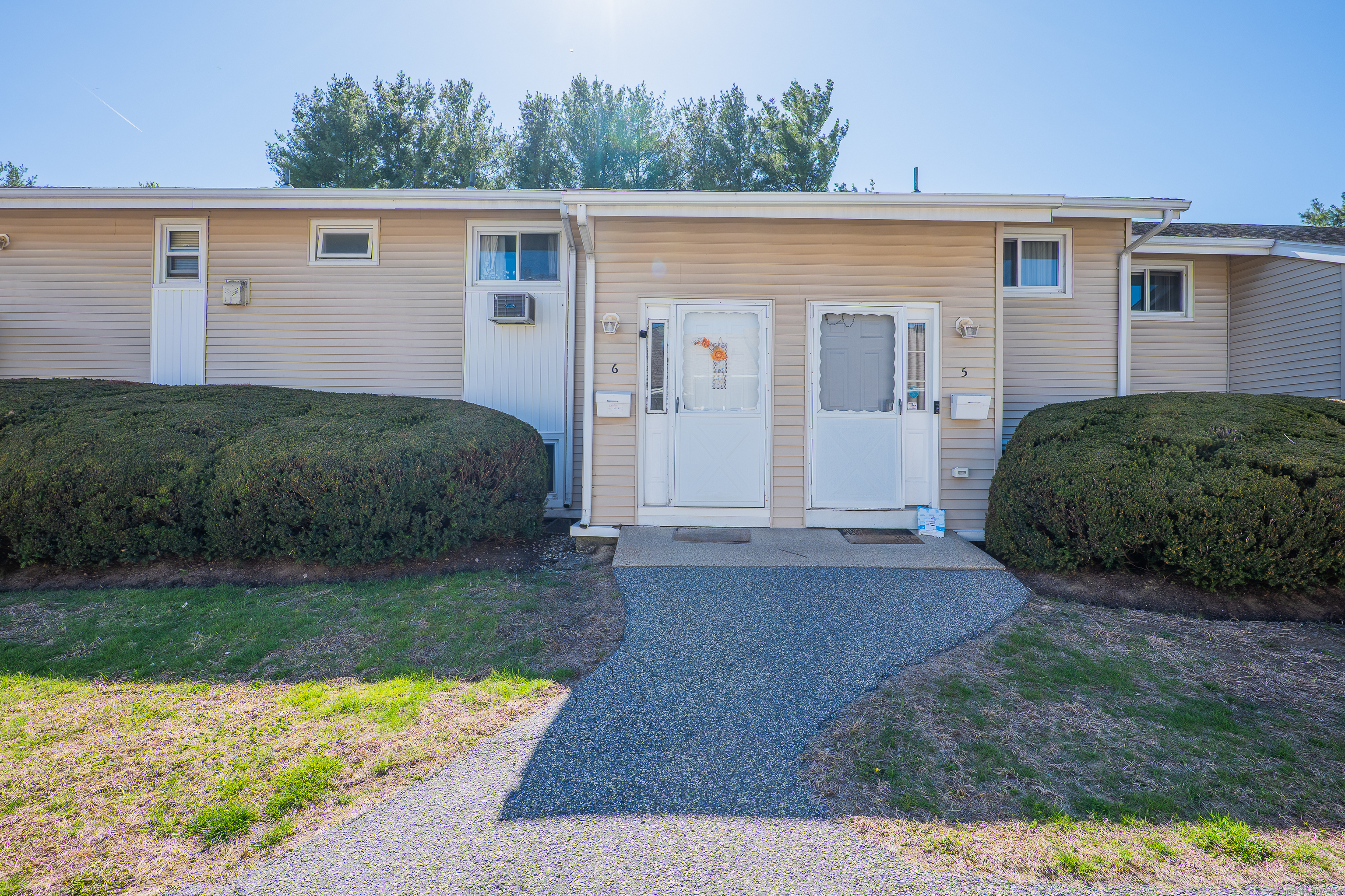 468 Danbury Road #APT 6, New Milford, Connecticut image 1
