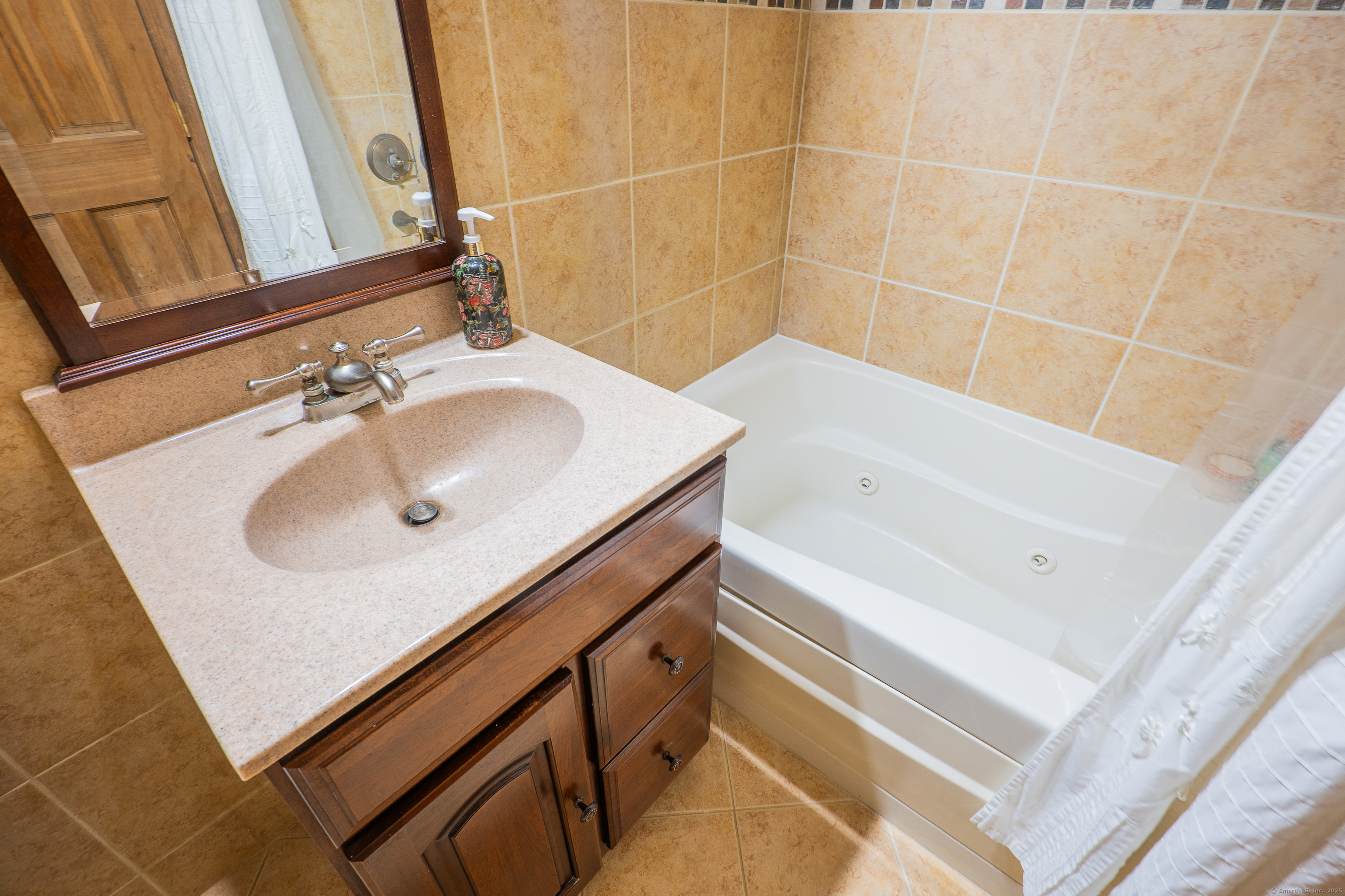 468 Danbury Road #APT 6, New Milford, Connecticut image 19