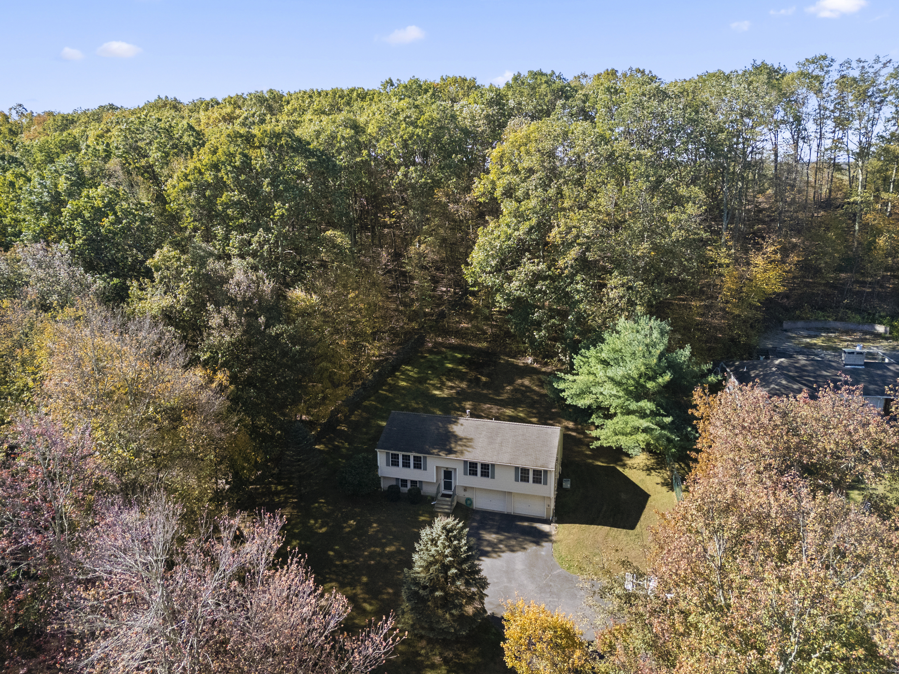 27 Towantic Hill Road