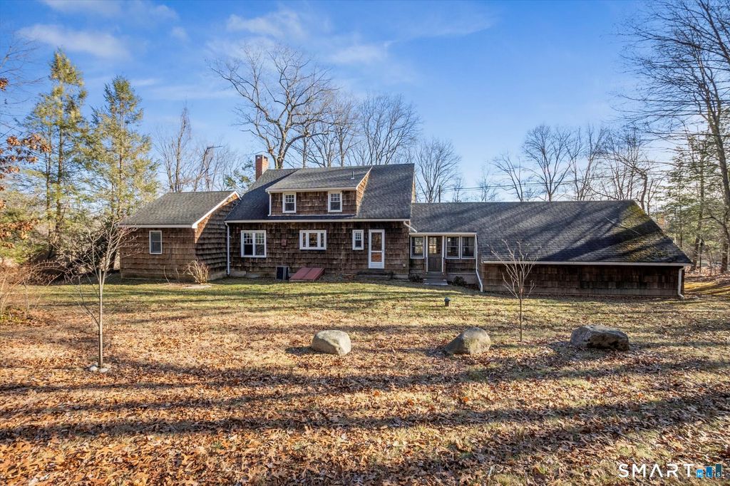 Photo of 132 Morgan Road, Canton, CT 06019 (MLS # 24149893)