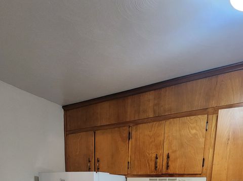 Tiny photo for 143 Oneco Avenue, New London, CT 06320 (MLS # 24143403)