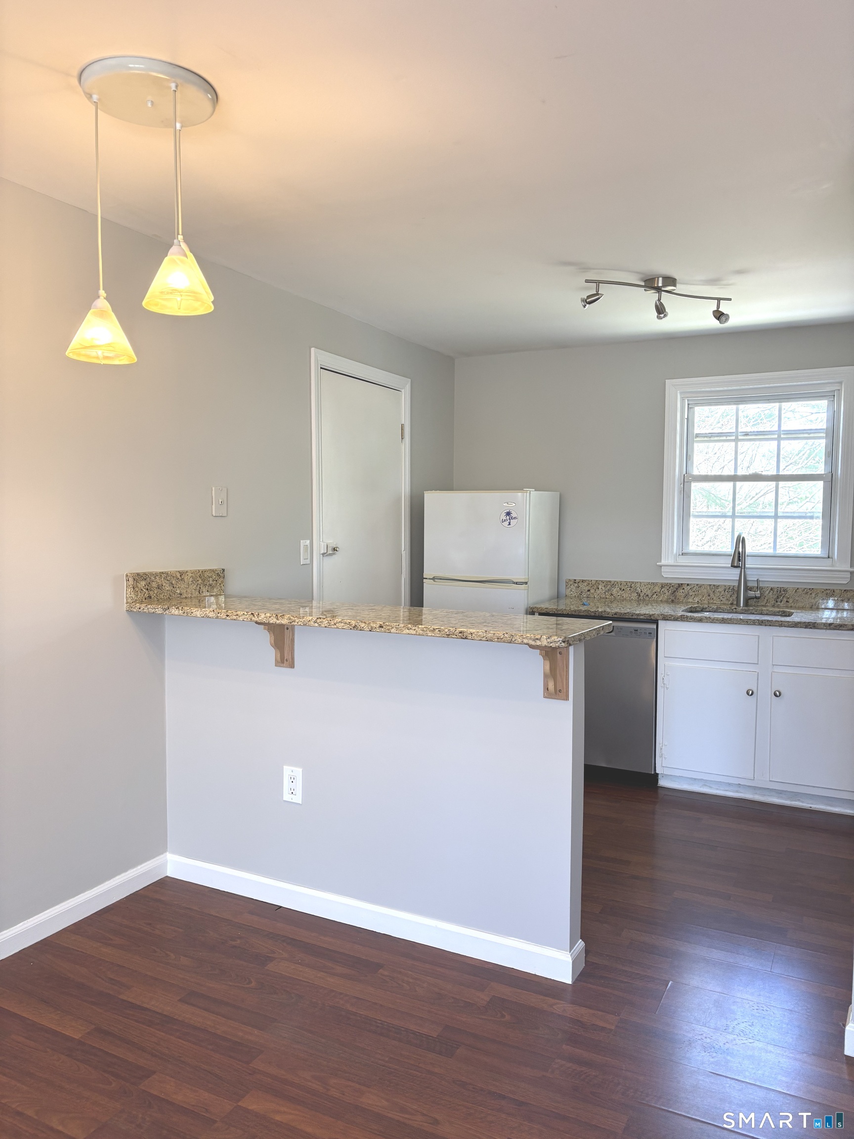 25 Grandview Drive