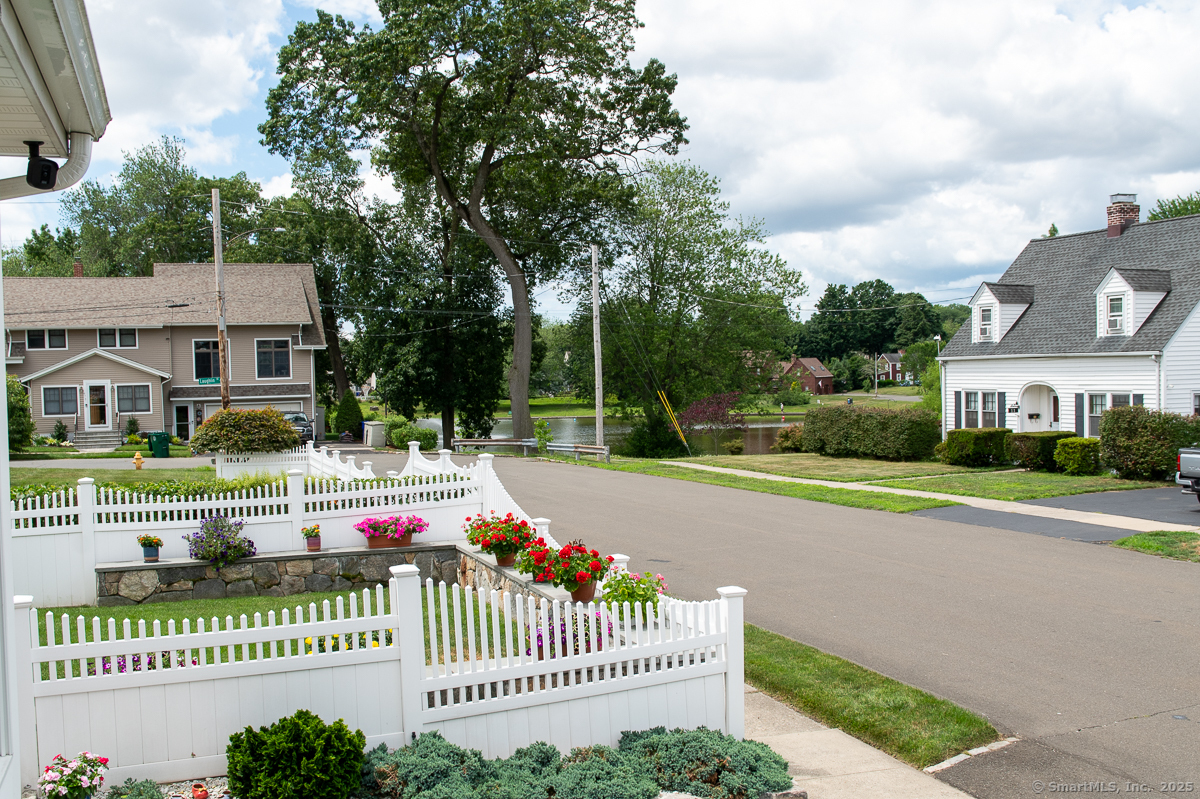 2 Oak Terrace