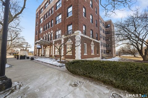 Photo of 881 Lafayette Boulevard #4L, Bridgeport, CT 06604 (MLS # 24164657)