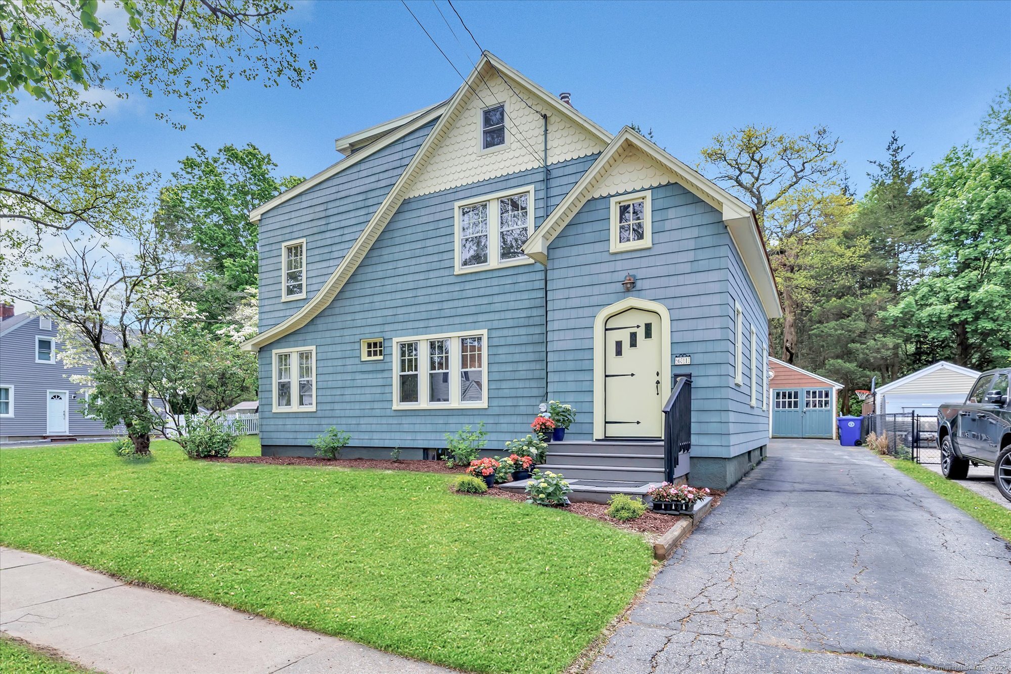 Property for Sale at Reed Street, Stratford, Connecticut - Bedrooms: 4 
Bathrooms: 2 
Rooms: 9  - $599,900