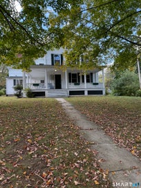 8 Prospect Street Essex CT 06426