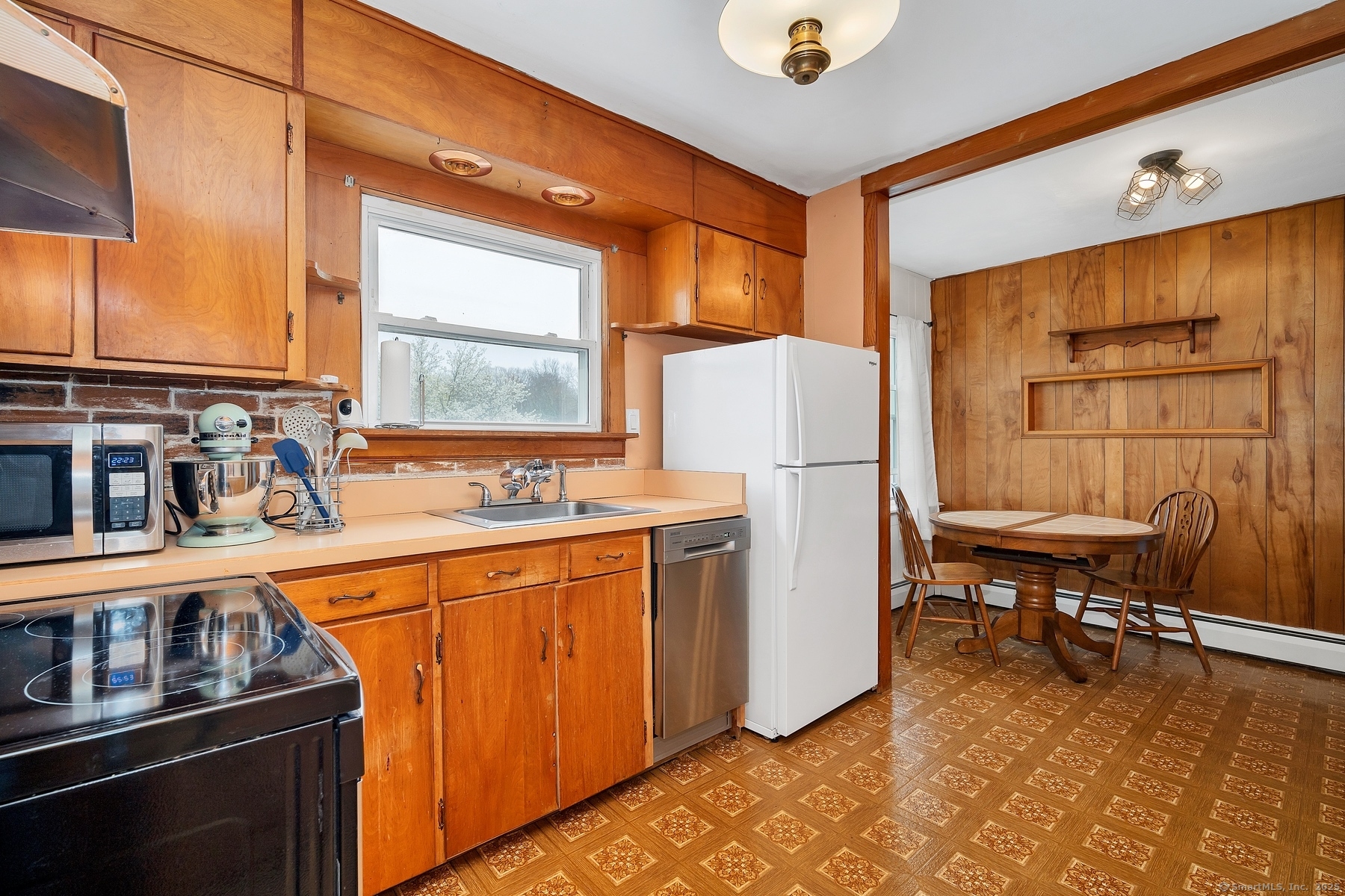 9 Woodlawn Court, Waterford, Connecticut image 26