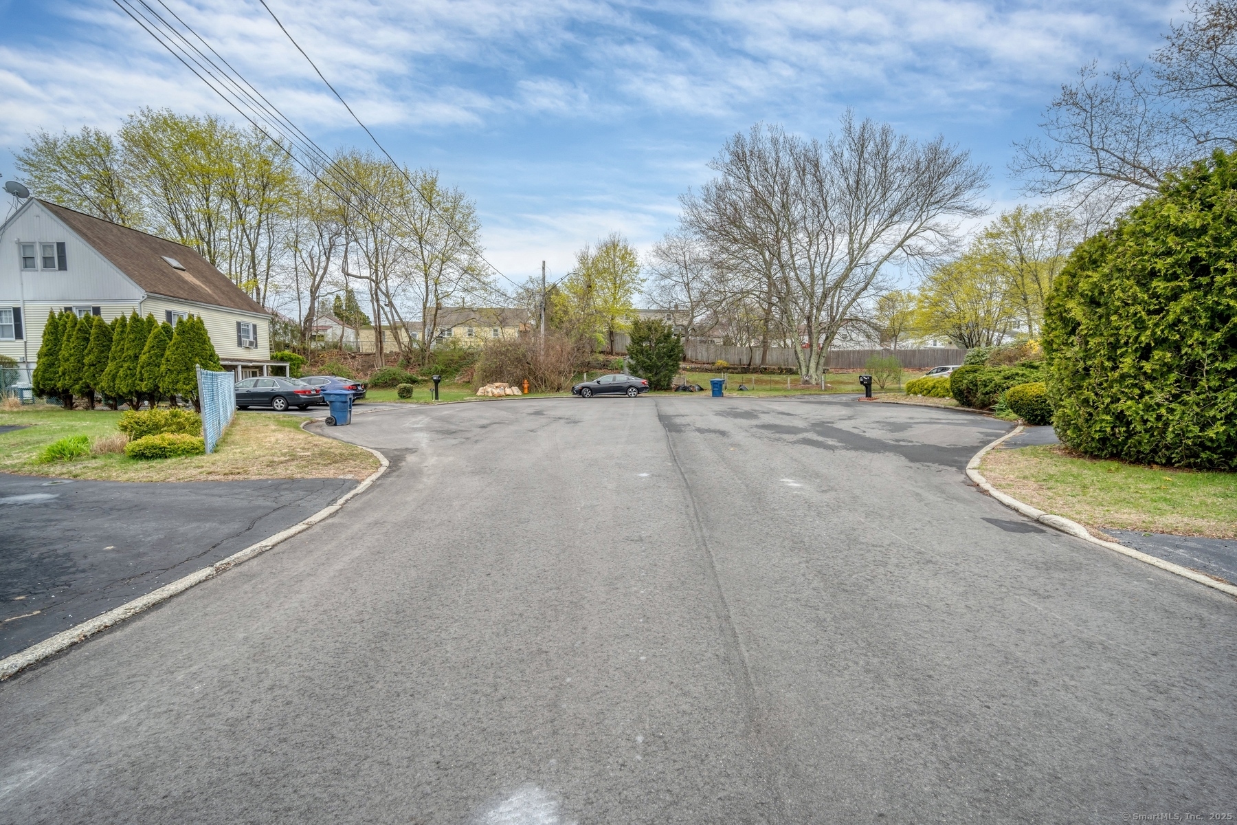 9 Woodlawn Court, Waterford, Connecticut image 6