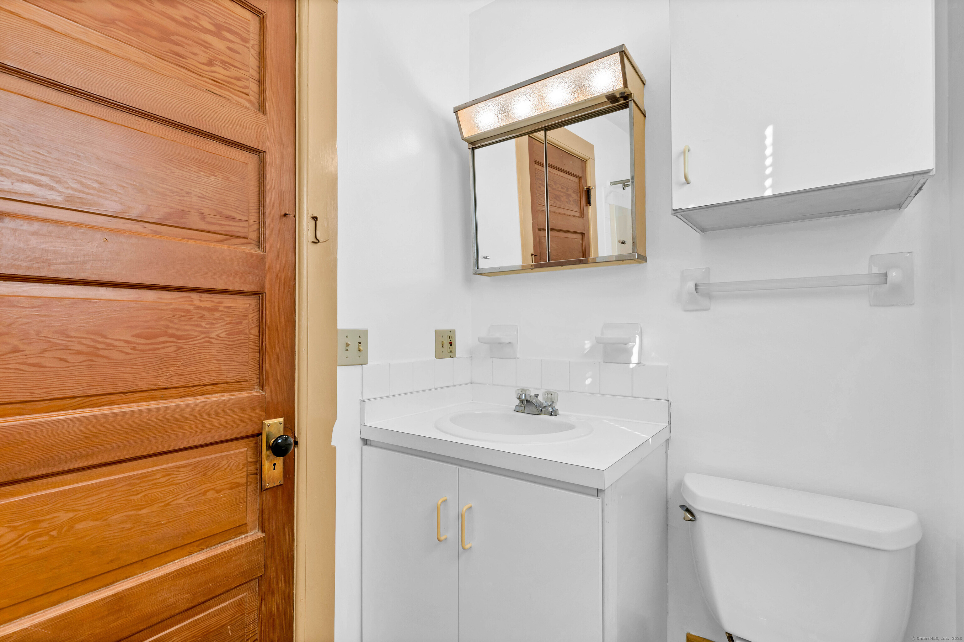 6 Cherry Street, Stonington, Connecticut image 16