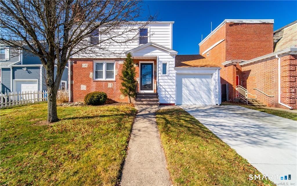 Photo of 506 Lighthouse Road, New Haven, CT 06512 (MLS # 24149740)