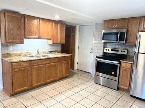 Tiny photo for 204 S Main Street #6, Middletown, CT 06457 (MLS # 24143671)