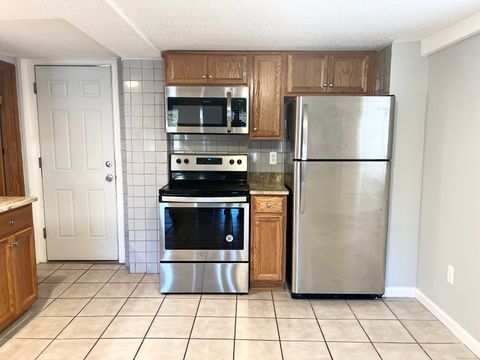 Tiny photo for 204 S Main Street #6, Middletown, CT 06457 (MLS # 24143671)