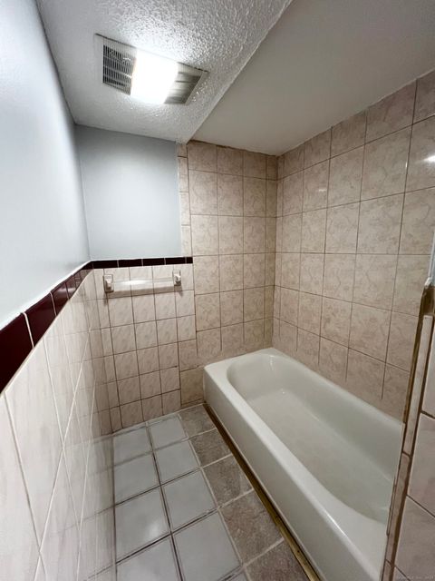 Tiny photo for 204 S Main Street #6, Middletown, CT 06457 (MLS # 24143671)