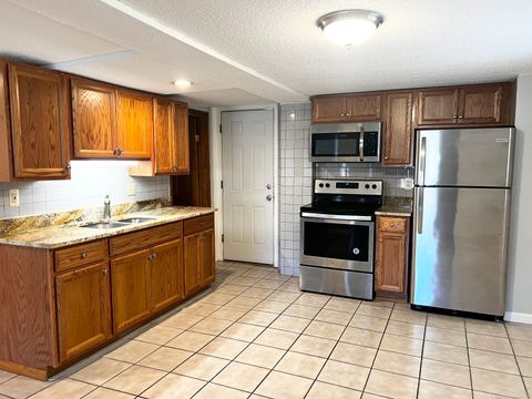 Tiny photo for 204 S Main Street #6, Middletown, CT 06457 (MLS # 24143671)