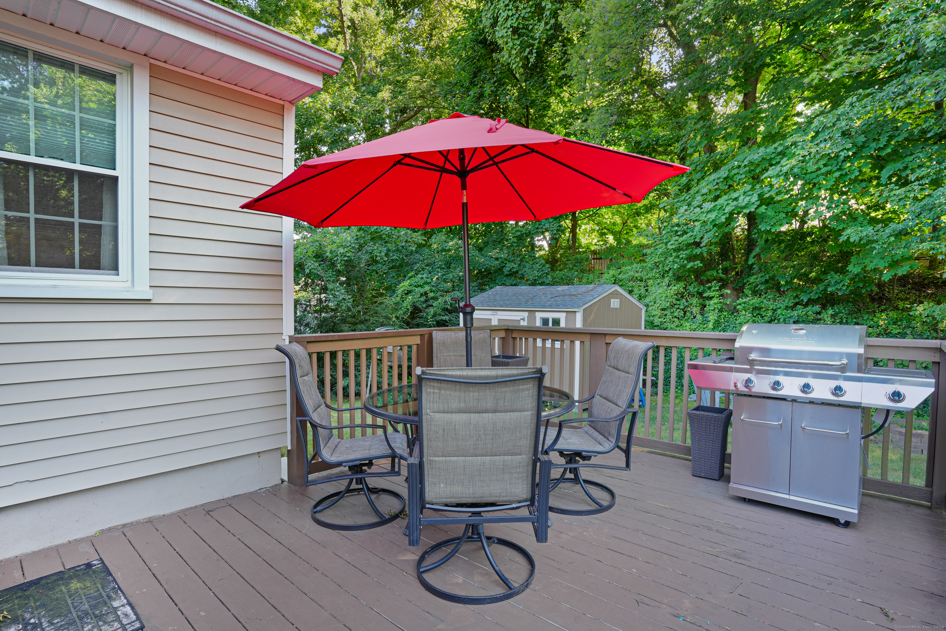 217 Macon Drive, Bridgeport, Connecticut image 29