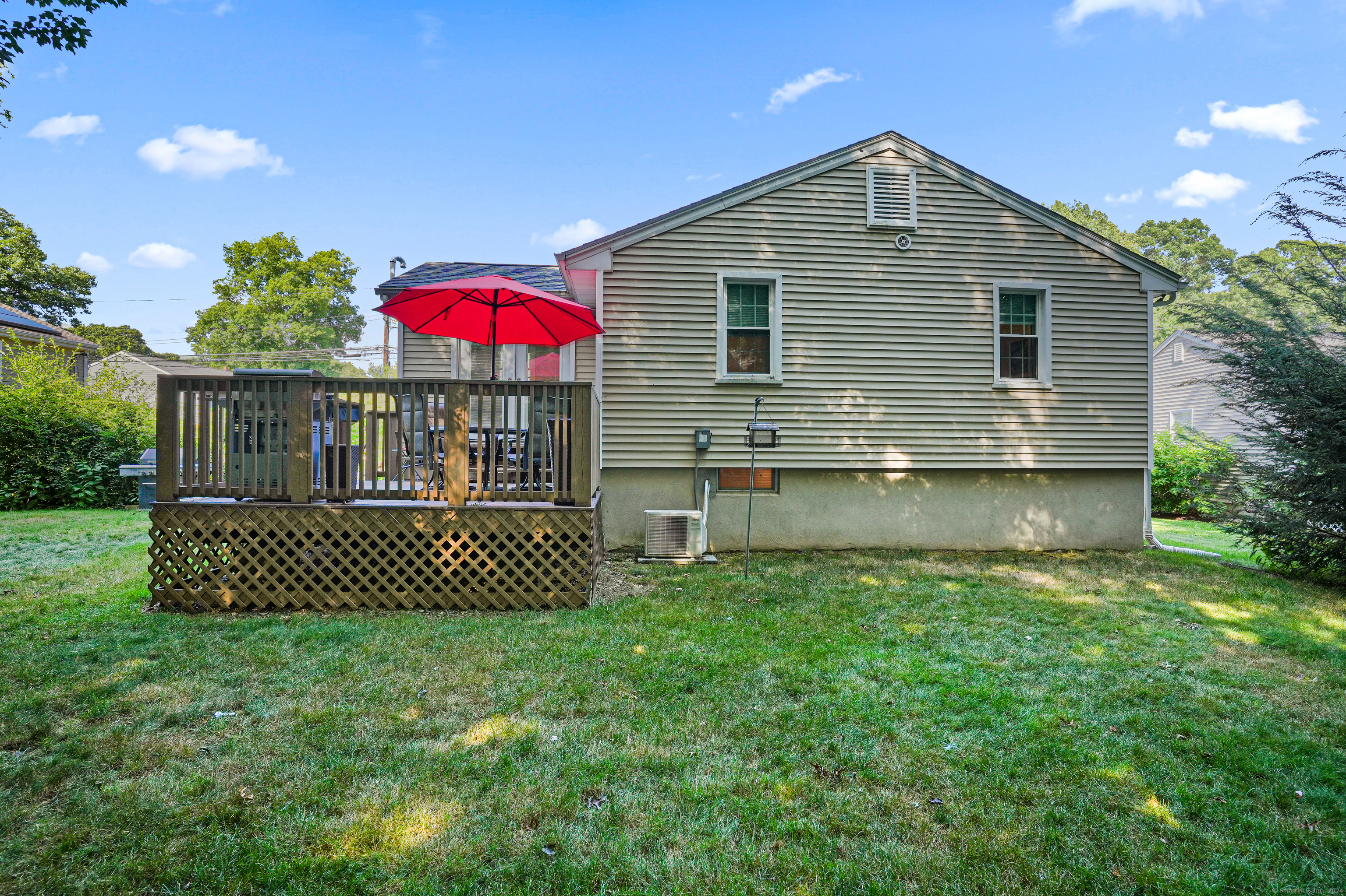 217 Macon Drive, Bridgeport, Connecticut image 34