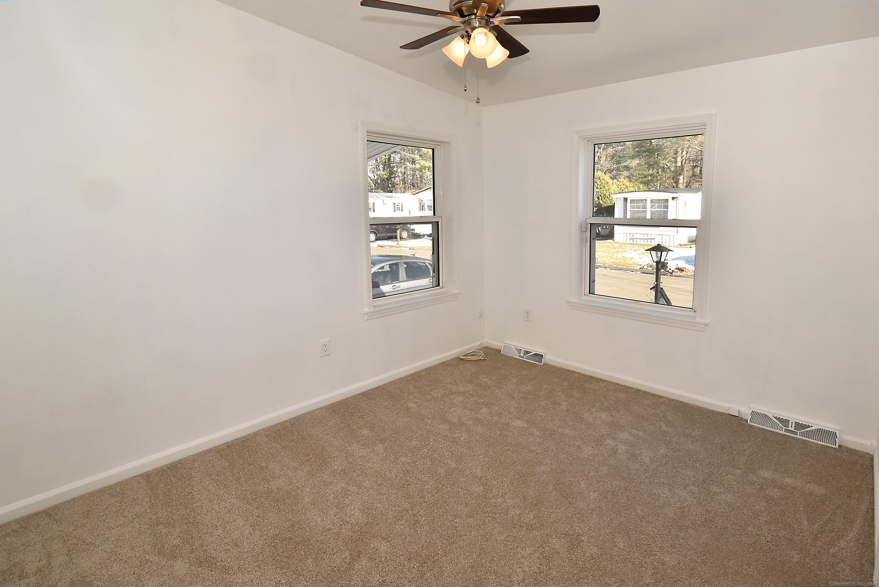 8 Riverview Drive, Plainville, Connecticut image 13