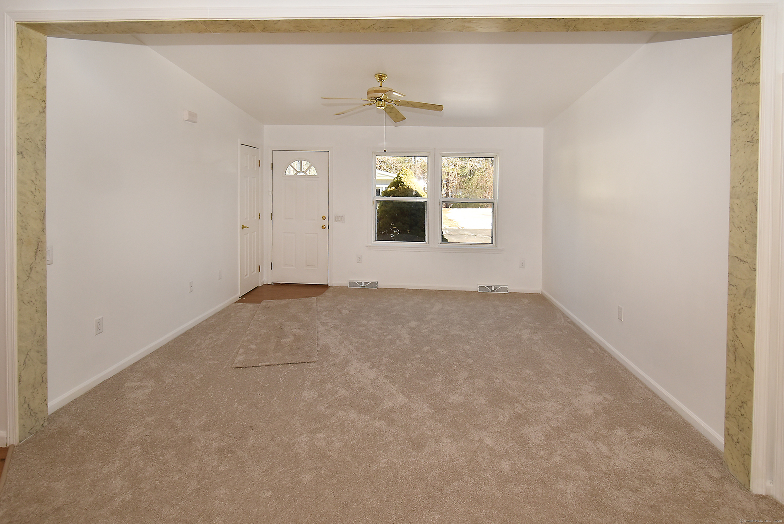 8 Riverview Drive, Plainville, Connecticut image 18