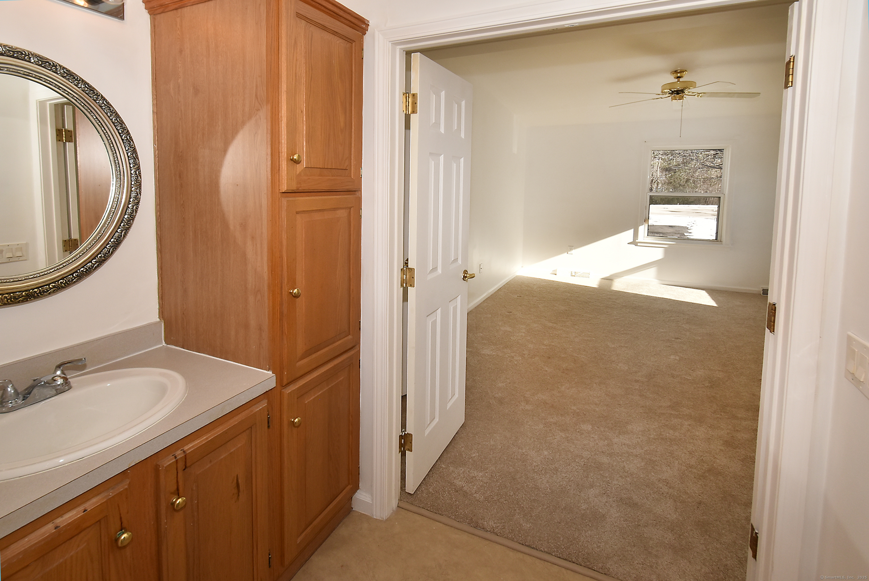 8 Riverview Drive, Plainville, Connecticut image 23