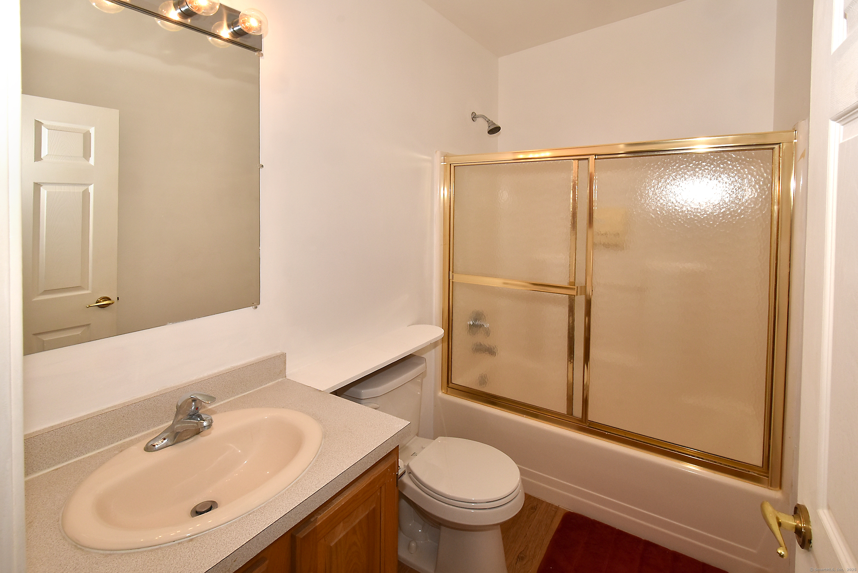 8 Riverview Drive, Plainville, Connecticut image 11