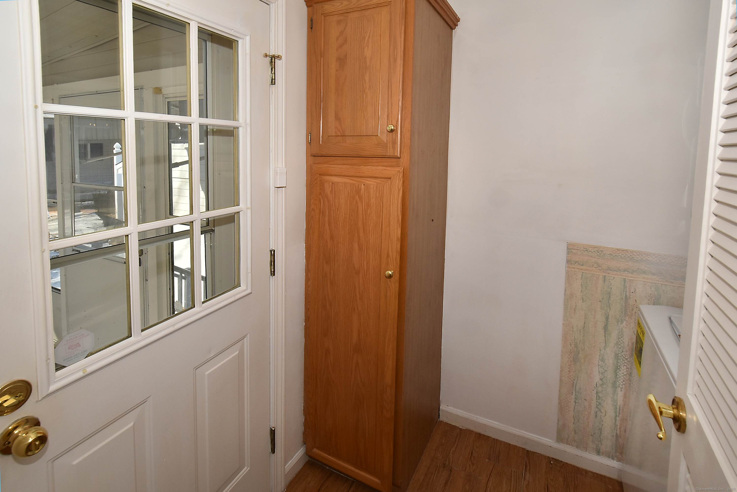 8 Riverview Drive, Plainville, Connecticut image 33