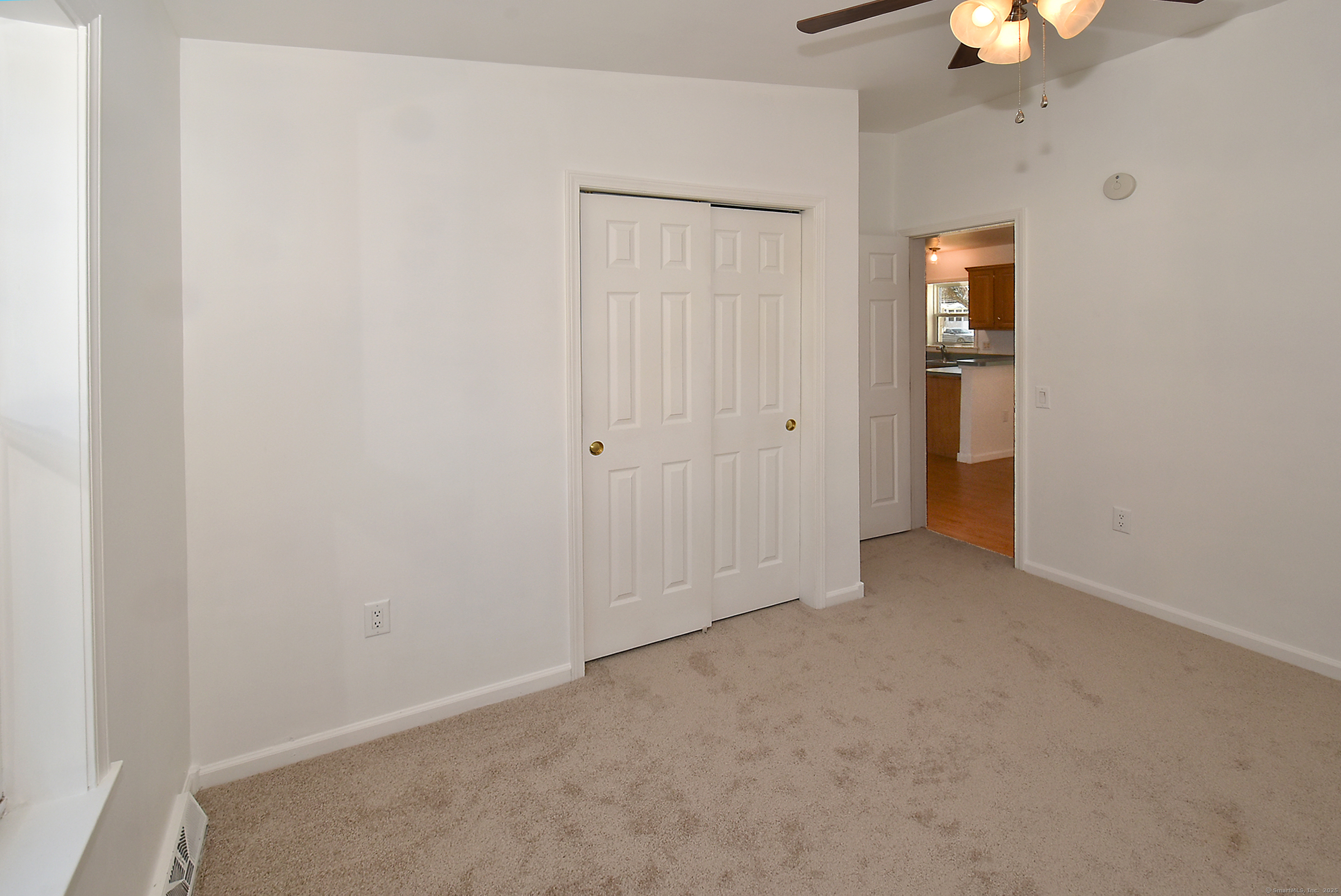 8 Riverview Drive, Plainville, Connecticut image 15