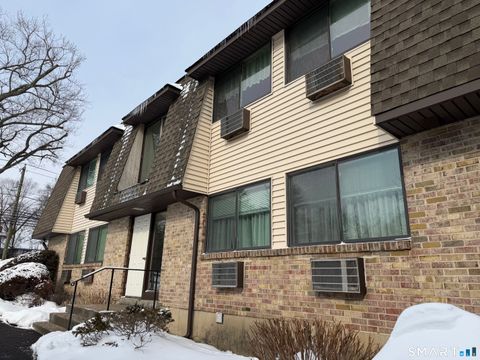 Tiny photo for 180 Colonial Road #APT A2, Stamford, CT 06906 (MLS # 24153381)